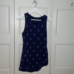 Women’s summer pineapple top